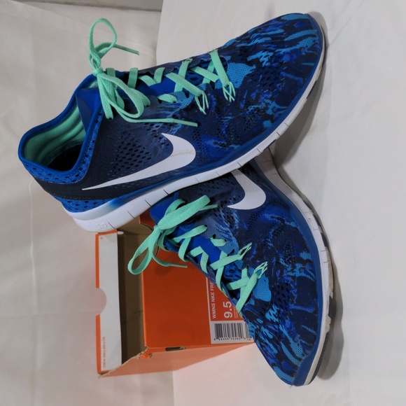 Nike Shoes - Women's Nike Free 5.0 TR FIT 5 PRT